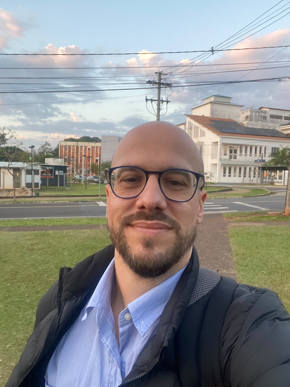 Retrato do professor Thiago Ultra